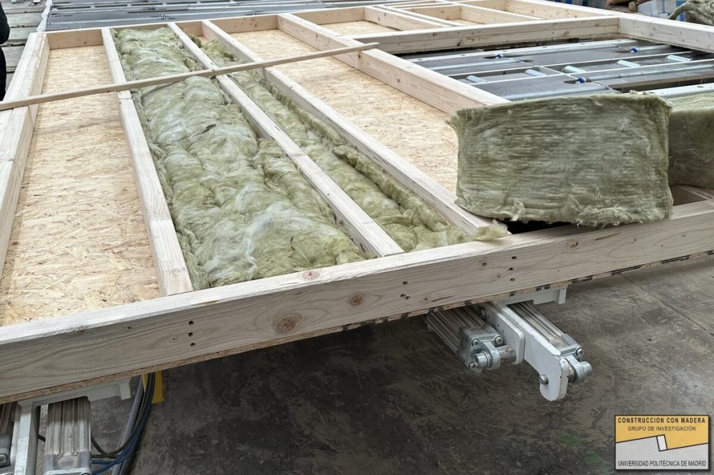 Sistemas estructurales en madera que ejemplifican los contenidos prácticos del máster. Entramado ligero.